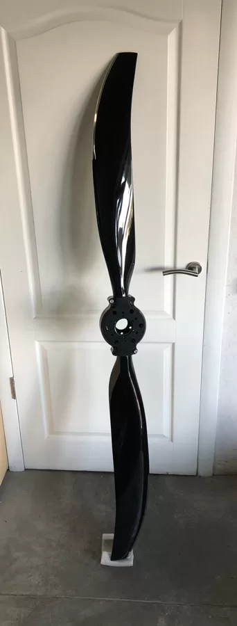 New Black Wing Propeller.  Designed for engines up to O-320.   Carbon 71"