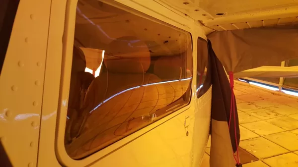 Glazing of Cessna-172